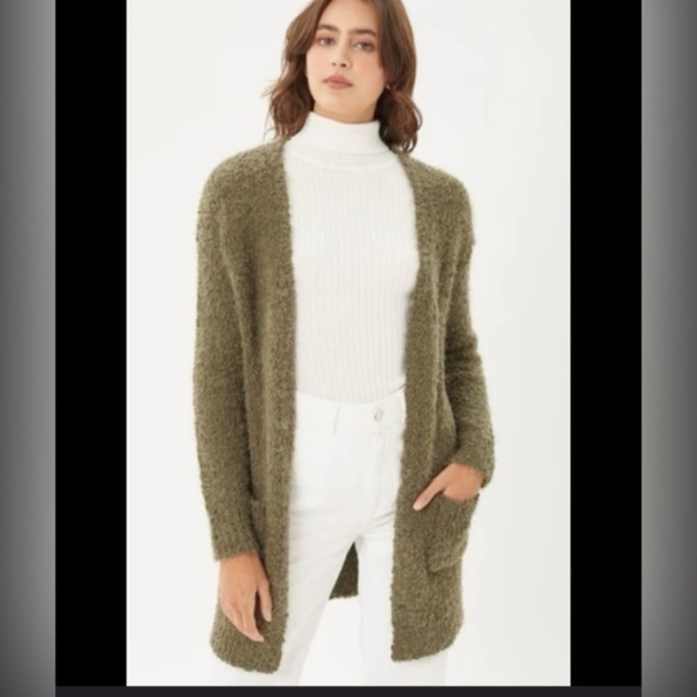 Quinn camel popcorn pocket long sleeve cardigan small